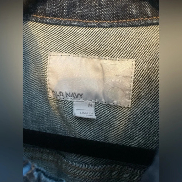 Old Navy Denim Jean Jacket size Medium - Picture 2 of 3